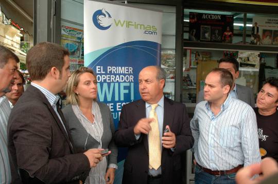 Los kioscos de prensa de Granada ofrecern WIFI gratis a los vecinos y turistas